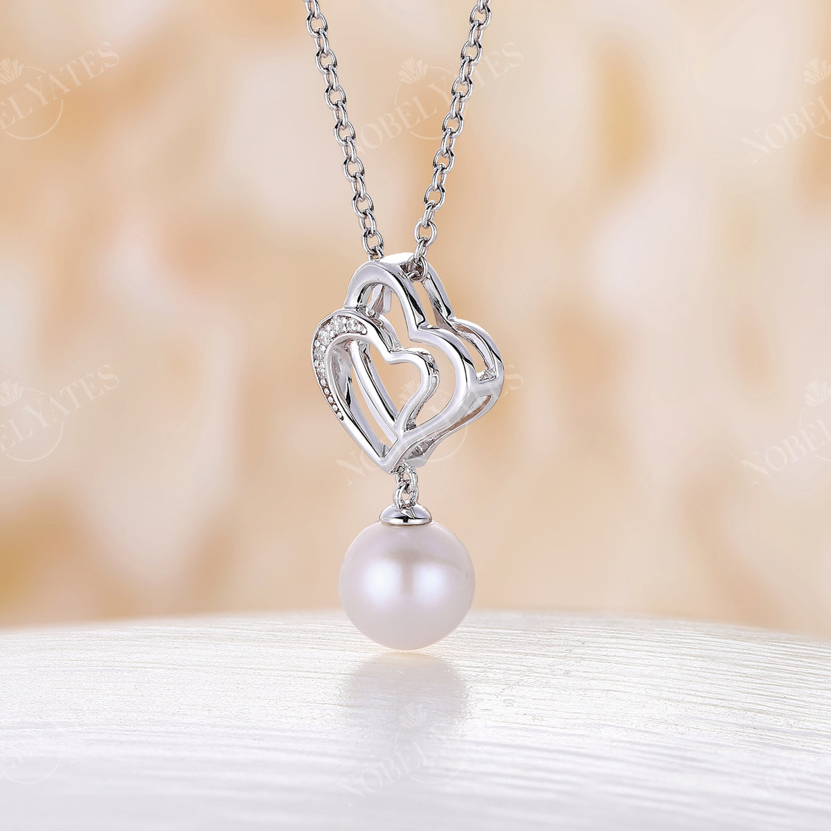 Double Heart Akoya Pearl Pendant Elagant Necklace White Gold