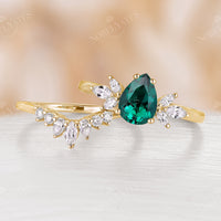 Pear Lab Emerald & Moissanite Bridal Sets Cluster Yellow Gold