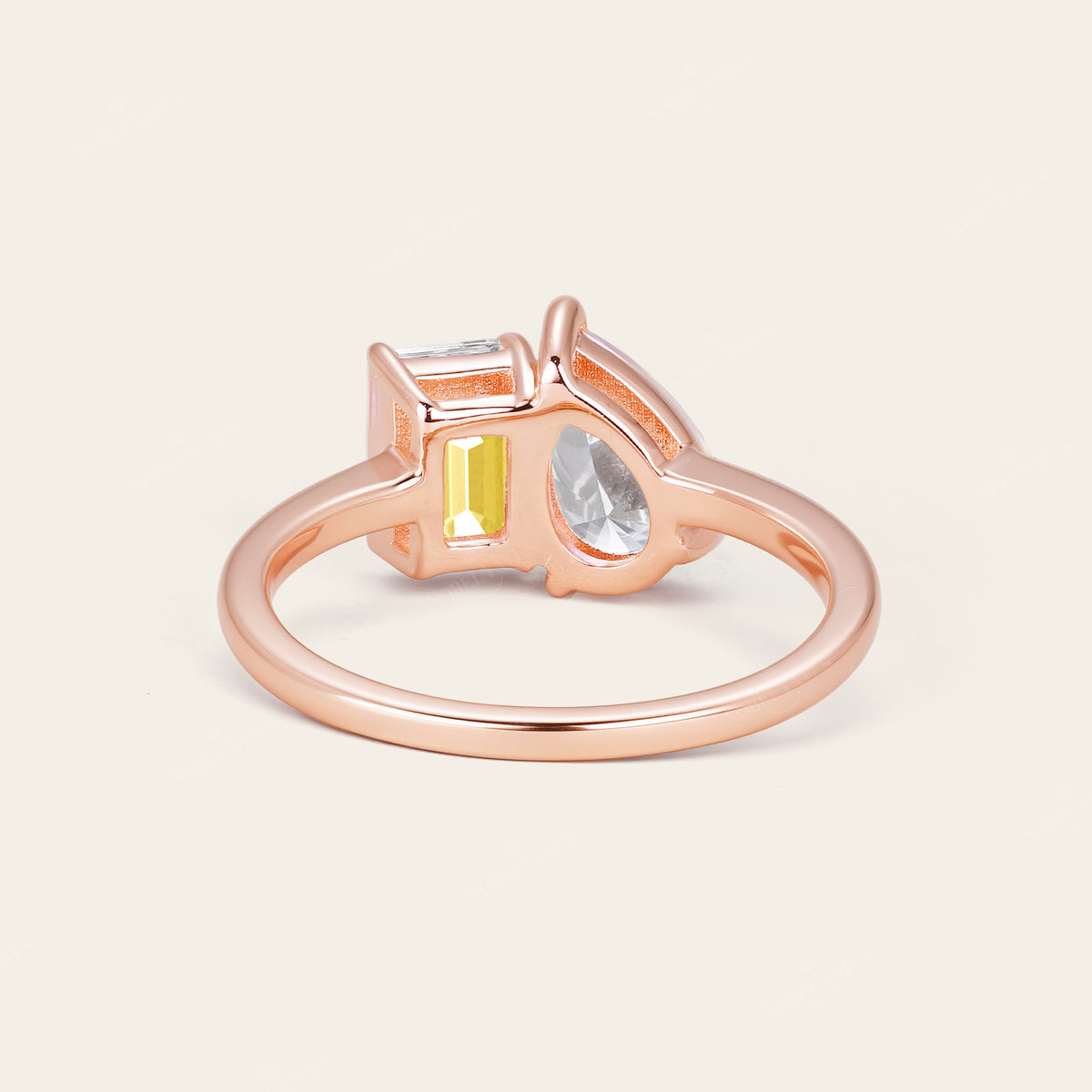 IGI Pear & Emerald Lab-Grown Yellow Diamond Toi et Moi Ring