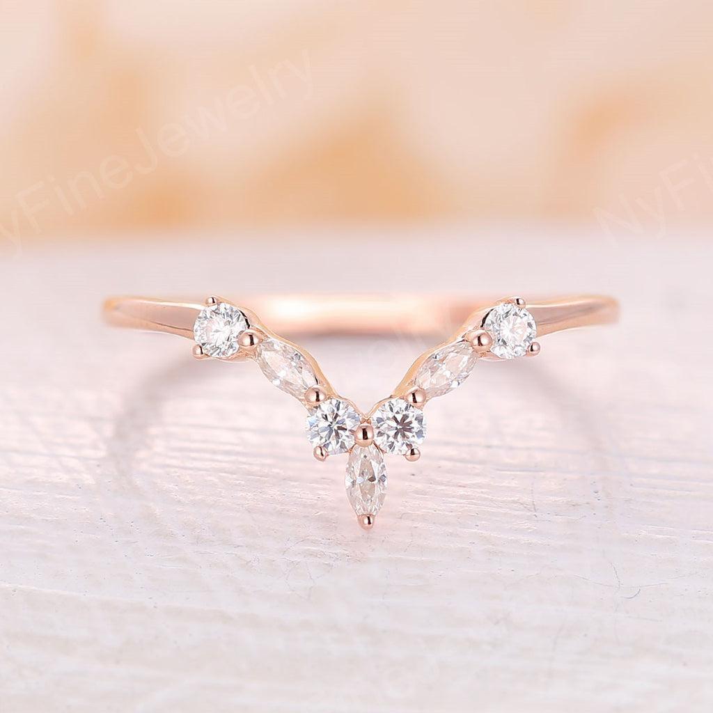 
                  
                    Curved Wedding Band vintage Rose gold wedding band Moissanite Ring Unique Bridal set stacking Delicate Promise matching band Anniversary gift
                  
                